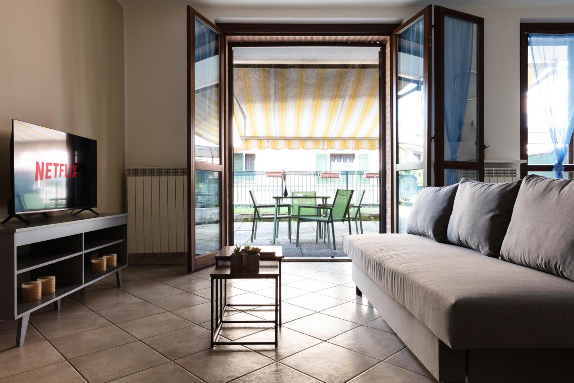Dehomes - Relax & Business Apartments Буччинаско Экстерьер фото